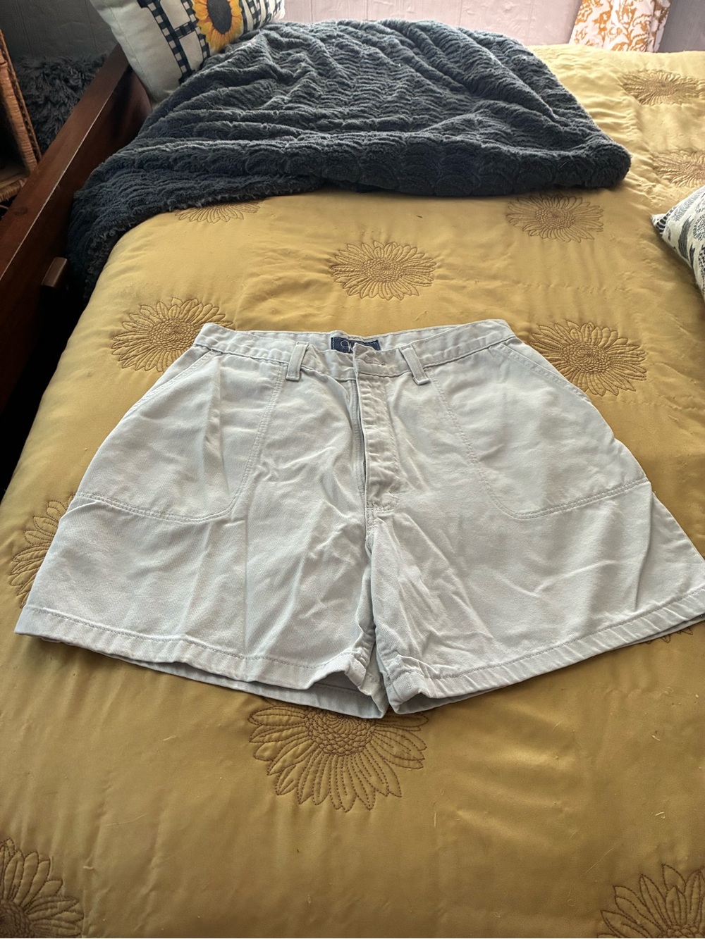 Wrangler Women's Cream Shorts